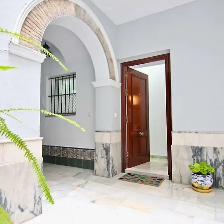 Monísimo En El Corazón De Cadice