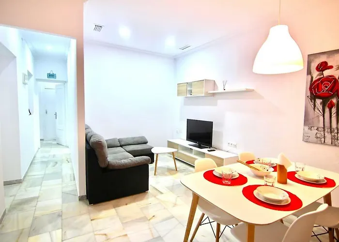 Monisimo En El Corazon De Кадис